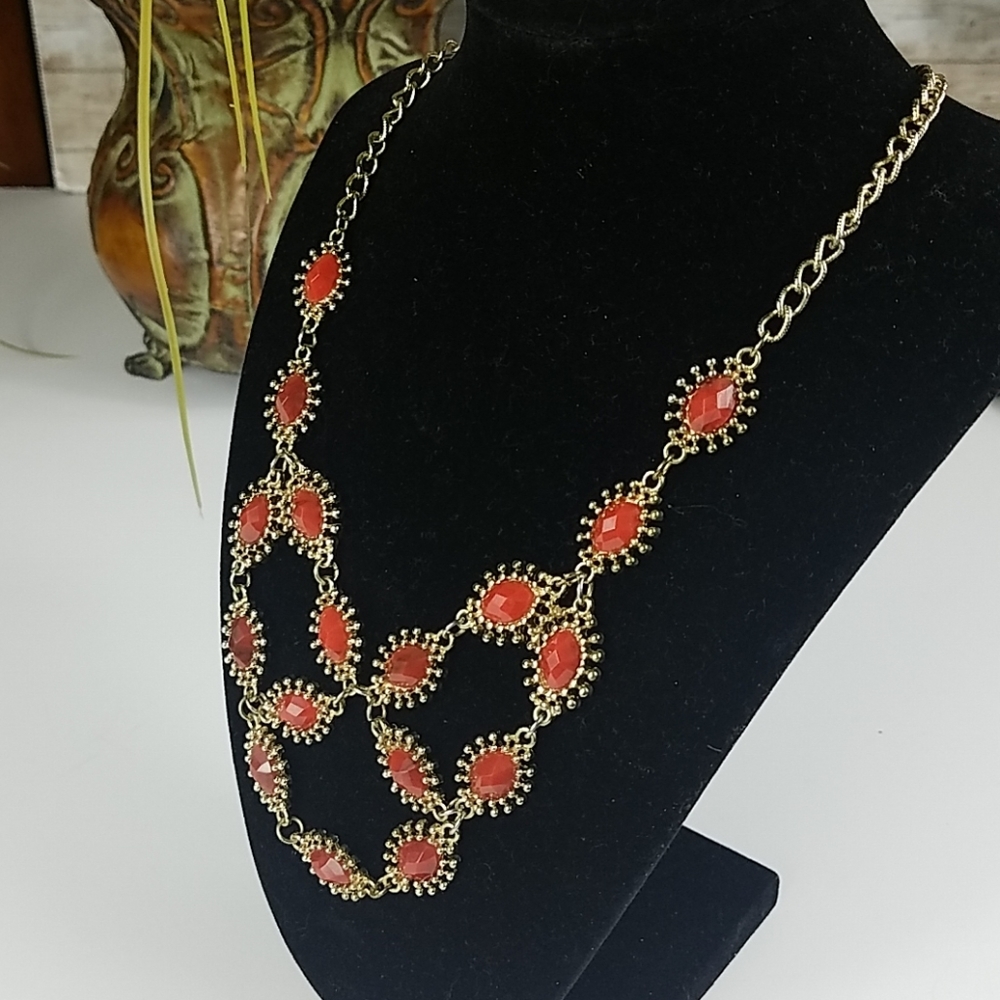 Vintage, Fashion jewelry, Coral stone necklace - Picture 4 of 4